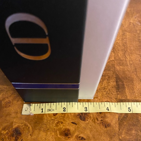 Authentic Dior Gift Box - Picture 6 of 9